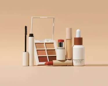 مزایای استفاده از محصولات آرایشی