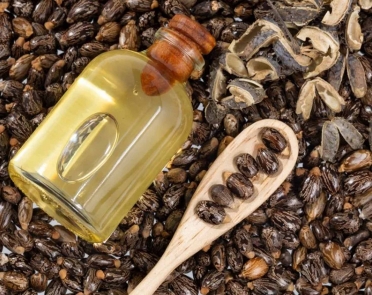 خواص روغن کرچک برای مو