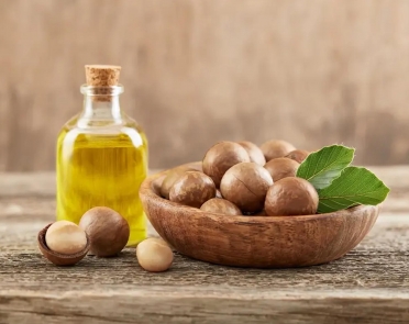 خواص روغن ماکادمیا برای پوست